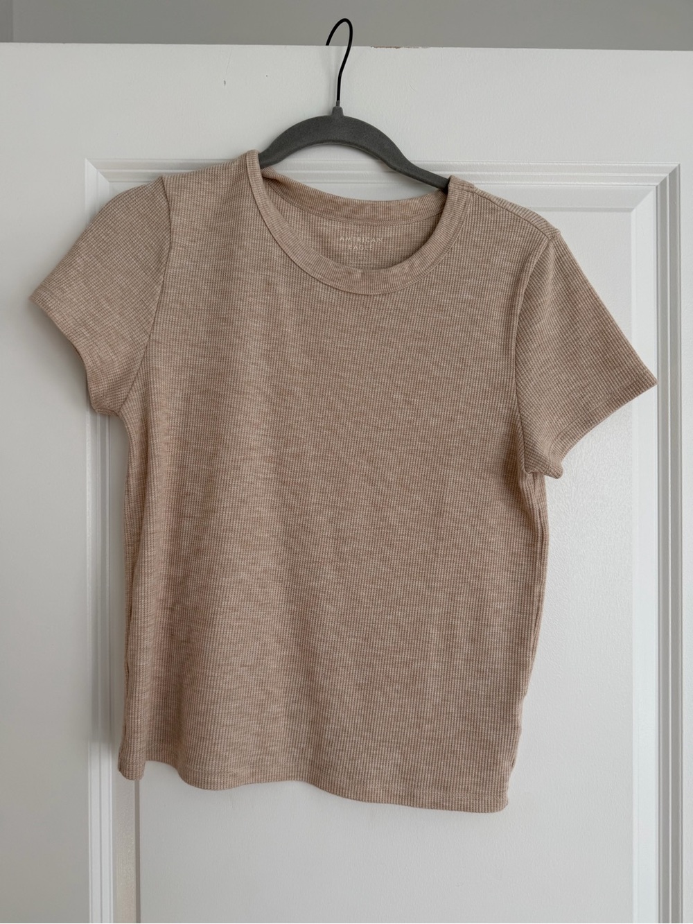 American Eagle Ribbed Short Sleeve T-Shirt in Beige